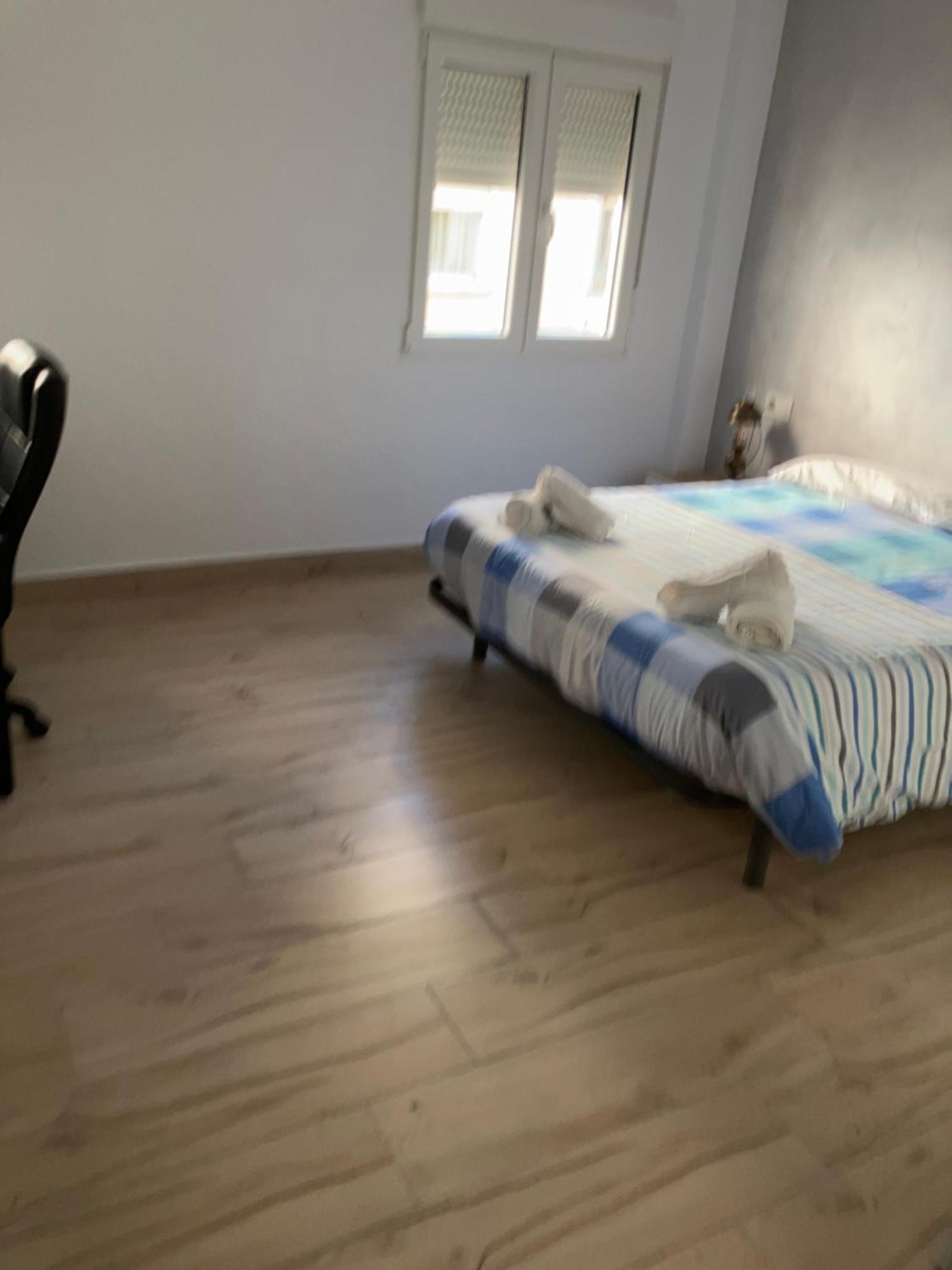 Apartamento En Camino De Ronda De Dos Habitaciones Y Salon Granada Exterior foto