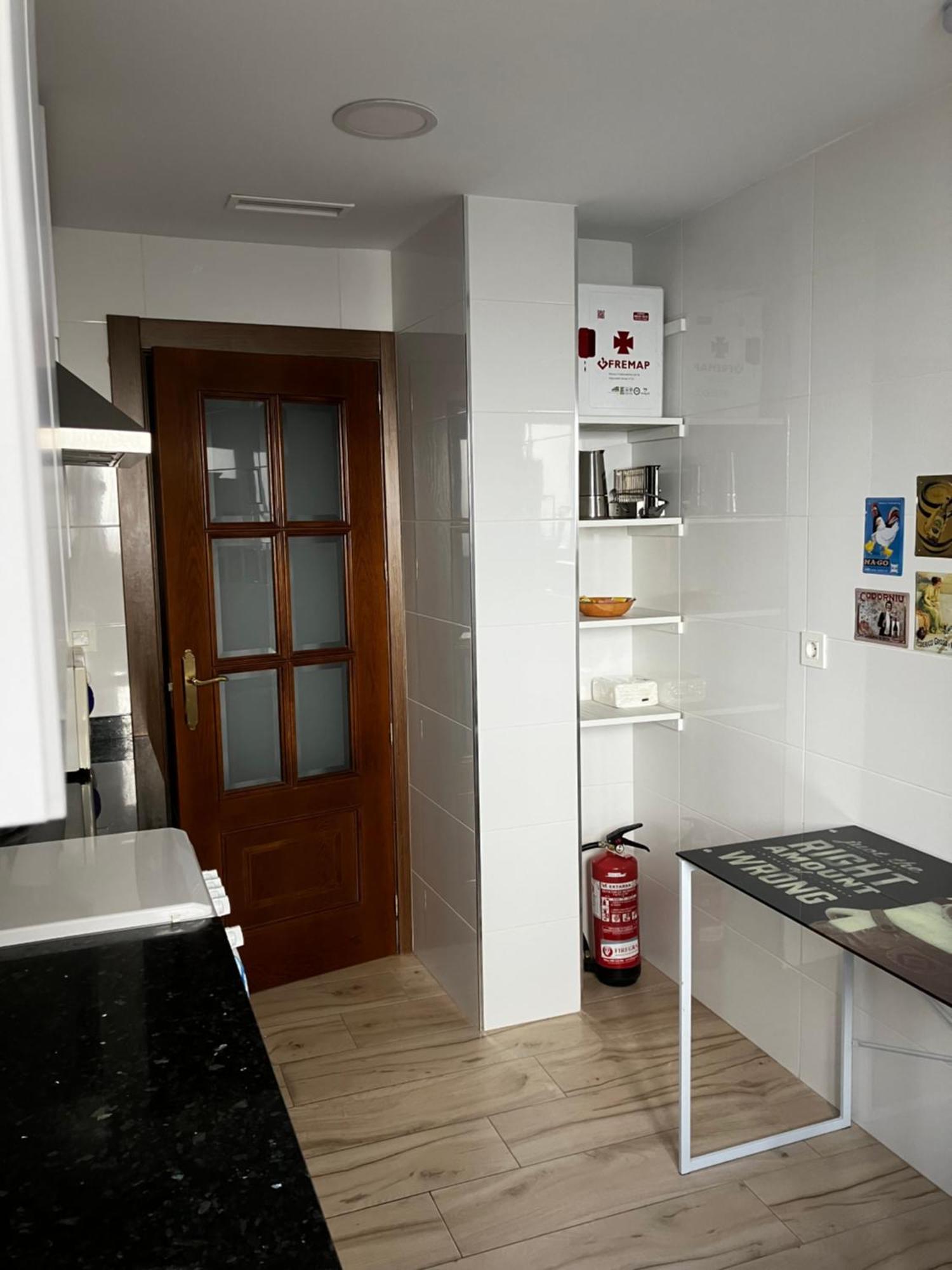 Apartamento En Camino De Ronda De Dos Habitaciones Y Salon Granada Exterior foto